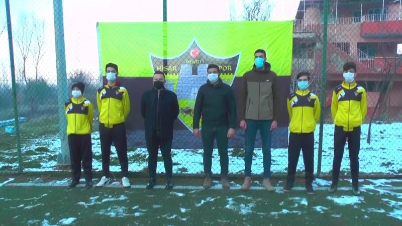 İmece usulü topladıkları bağışlarla futbol kulübü kurdular
