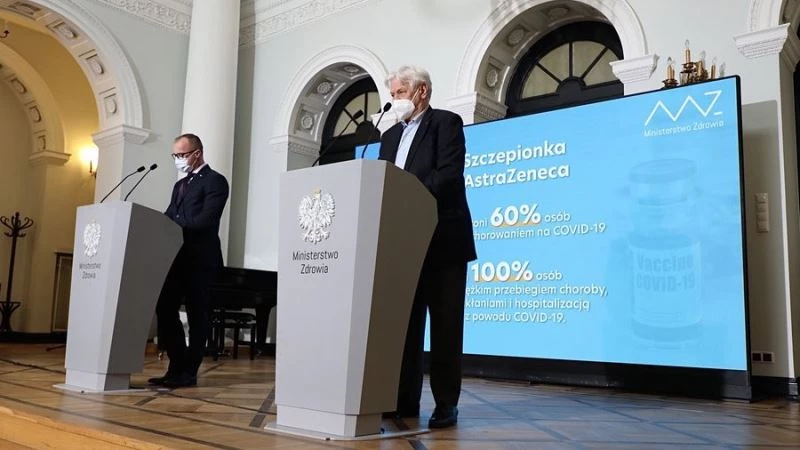 Polonya, AstraZeneca aşısının 60 yaş altı vatandaşlara yapılmasına onay verdi
