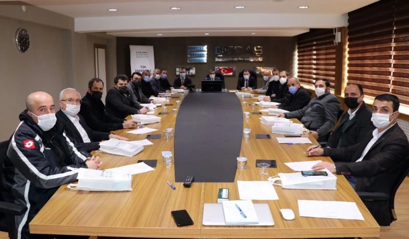 ÇEDAŞ yöneticileri, Sivas merkez mahalle muhtarları ile buluştu
