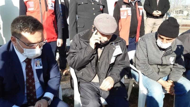 Bakan Soylu şehit babasını telefon ile arayarak başsağlığı diledi
