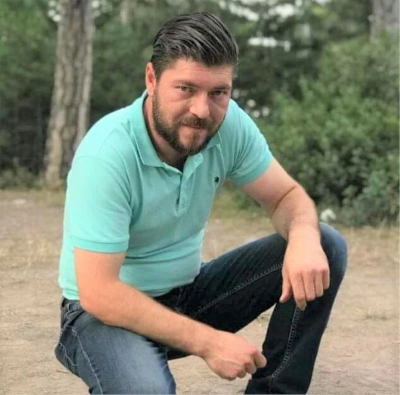 Budamak için çıktığı ağaçtan düşerek öldü
