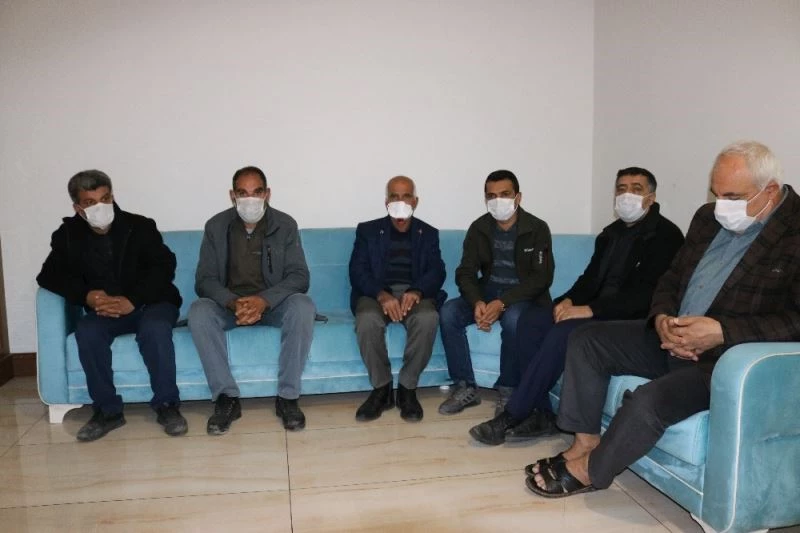 Evlat nöbetindeki aileler çocuklarını HDP’den istemeye devam ediyor
