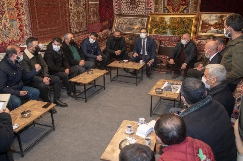 Huzura kavuşan İpekyolu’nda hizmetler devam ediyor
