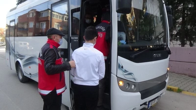 İnternette vatandaşları dolandıran 23 şüpheli adliyeye sevk edildi
