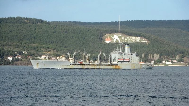 ABD savaş gemisi ‘USNS Laramie’ Çanakkale Boğazı’ndan geçti
