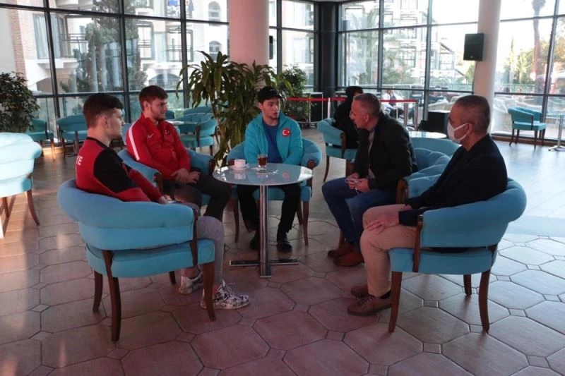 Yavuz Gürhan’dan Judo Milli Takımına moral ziyareti
