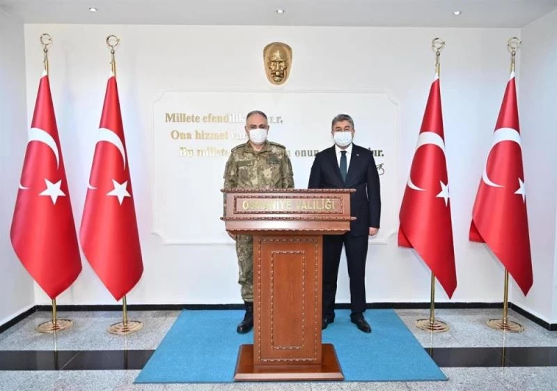 2. Ordu Komutanı Orgeneral Metin Gürak, Osmaniye Valisi Erdinç Yılmaz