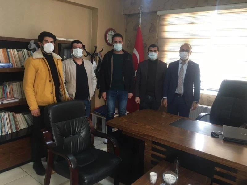 Sağlık Sen Şırnak Şube Başkan Yardımcısı Yalçın, İdil’de ziyaretlerde bulundu
