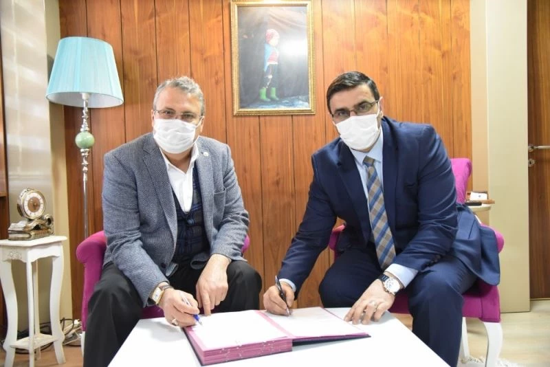 Yunusemre Belediyesinde kadrolu işçileri sevindiren imza
