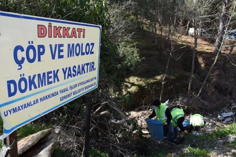 Kazdağları’nın eteklerindeki dereleri temizlediler
