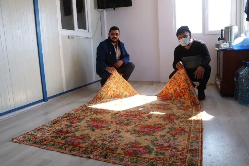 Servet değerinde halı, 90 yıllık halıya 1.5 milyon lira istiyor
