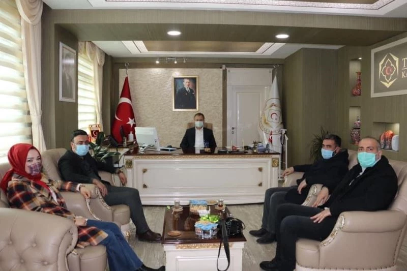 Basın mensuplarından Kaymakam Yelek’e ziyaret
