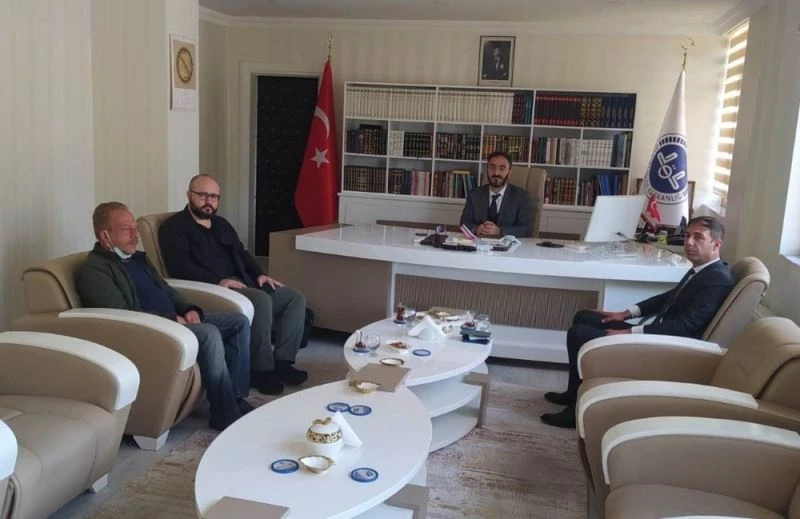 MHP heyeti İl Müftüsü Karabayır ile istişarede bulundu
