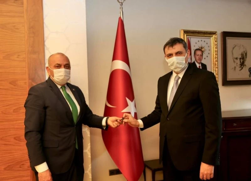 Tarlada bulunan 3500 yıllık Hitit mührü Çorum Müzesi’ne kazandırıldı
