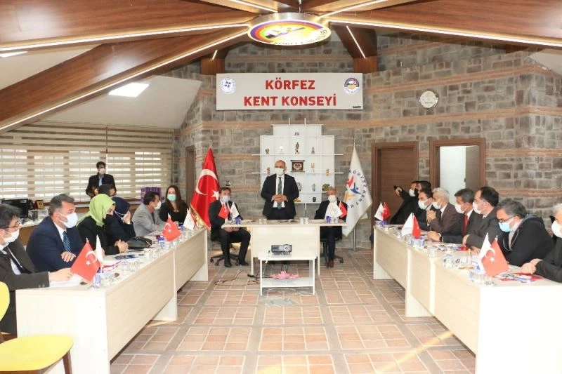 Başkan Söğüt, “Kentin her kesimine dokunuyoruz”
