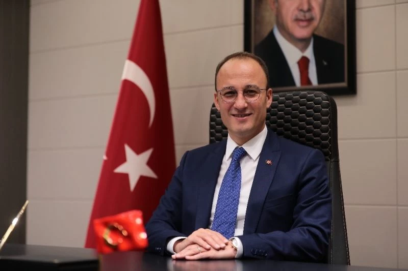 Başkan Örki, “Gençlerimiz İstiklal Marşımızı dikkatlice, özümseyerek okumalı ve bir rehber olarak görmelidirler”
