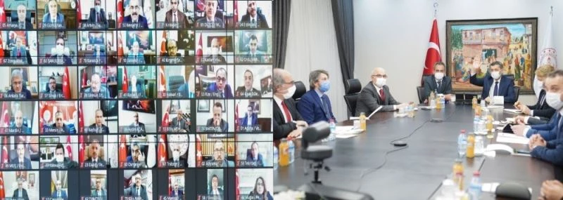 Mesleki eğitimde “1.000 Okul Projesi”ne 176 milyon liralık destek
