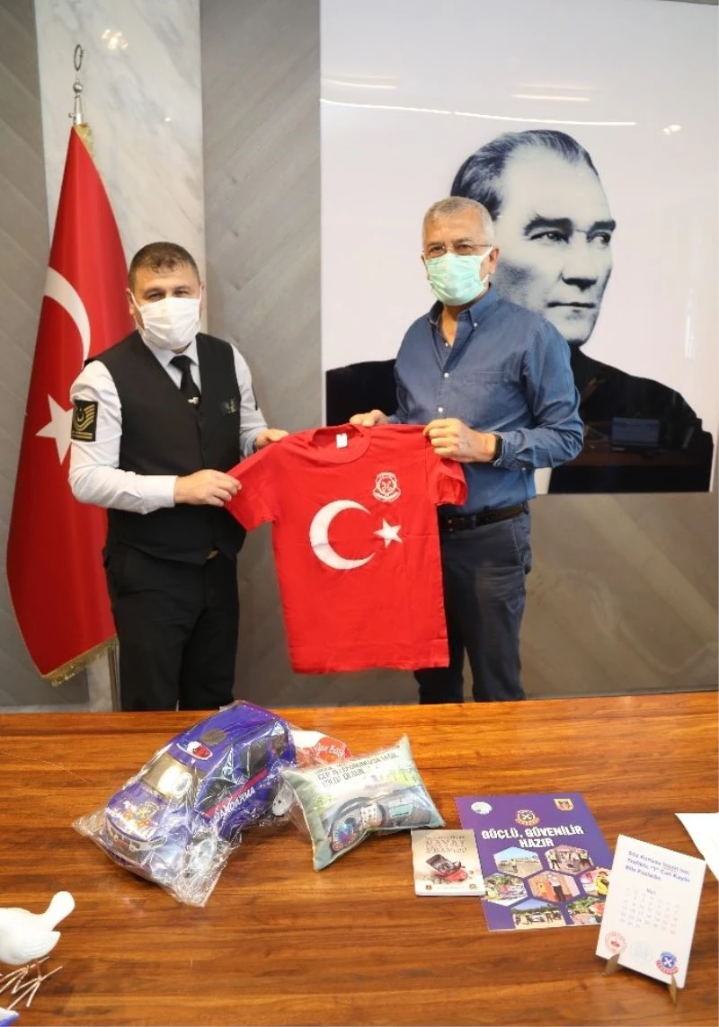 Jandarma, çocuklarda ‘Seni jandarmaya veririm’ korkusunu yıkmak için harekete geçti
