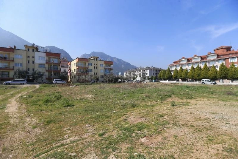 Bağbaşı’na kapalı pazaryeri ve katlı otopark müjdesi
