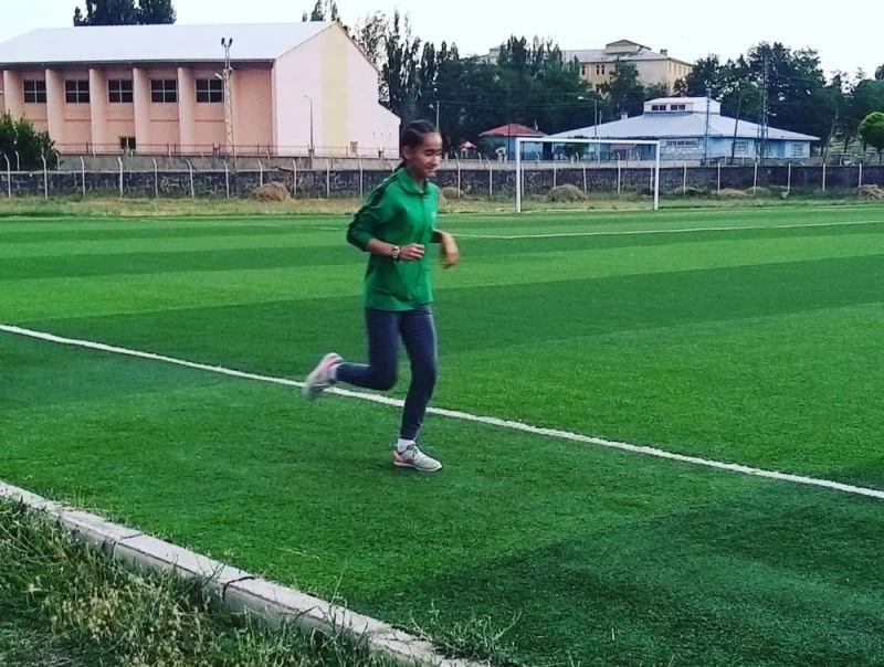 Malazgirtli atlet Türkiye ikincisi oldu
