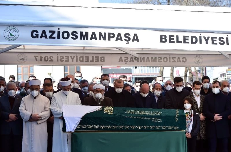 İçişleri Bakanı Soylu’nun vefat eden annesi, son yolculuğuna uğurlandı
