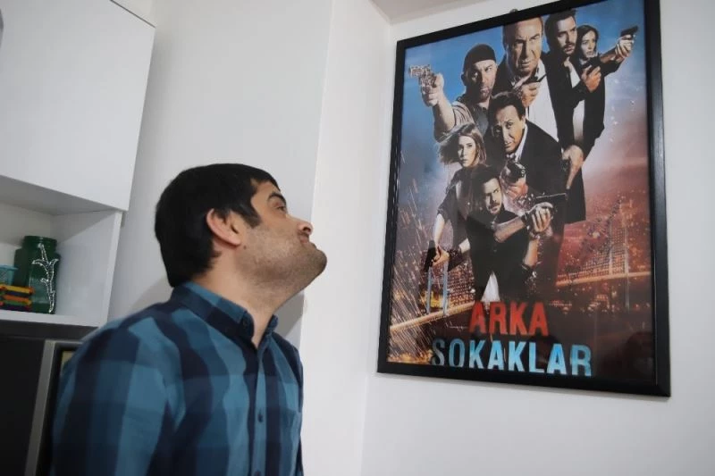 Abdullah’ın yok böyle bir hayranlık dedirten polislik ve dizi aşkı
