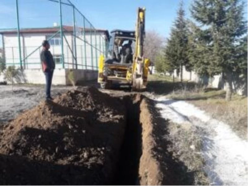 Öğrencilerin ısınma sorunu doğalgazla çözüldü
