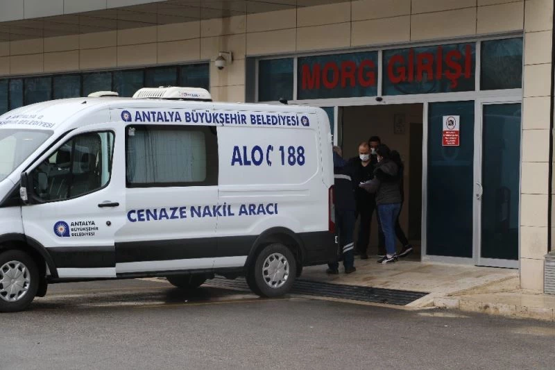 Feci kazada hayatını kaybeden Buğra Yorulmaz’ın cenazesi yakınları tarafından morgdan alındı
