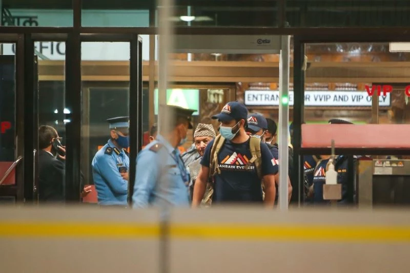 Bahreyn Prensi Everest’e tırmanmak için Nepal’de
