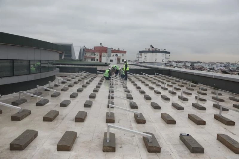 Antalya Büyükşehir Belediyesi elektriğini güneş enerjisi santraliyle üretecek
