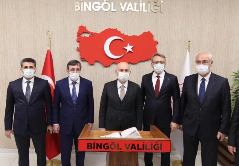 Bakan Karaismailoğlu: “Son 19 yılda ulaşım ve iletişim altyapısına 931 milyar liranın üzerinde yatırım yaptık”
