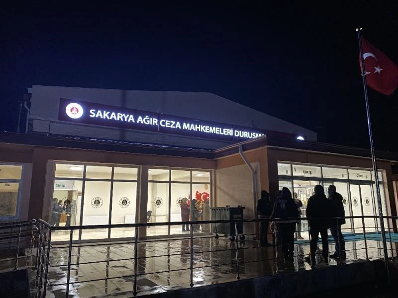 Müşteki avukatlarının beyanları sonrasında söz hakkı alan sanık Y.C.: “Bu insanlar yönlendirilerek yalan beyan vermişlerdir”
