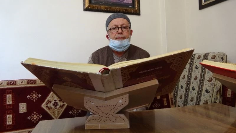 Şehit babası, Kuran-ı Kerim okuyarak hayata tutundu
