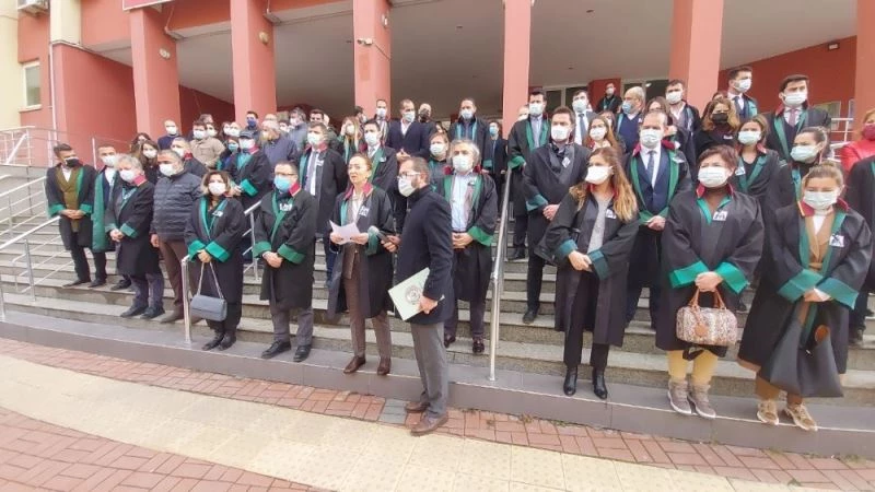 Genç avukatı öldüren saldırganın en ağır cezayı alması için tek yürek oldular
