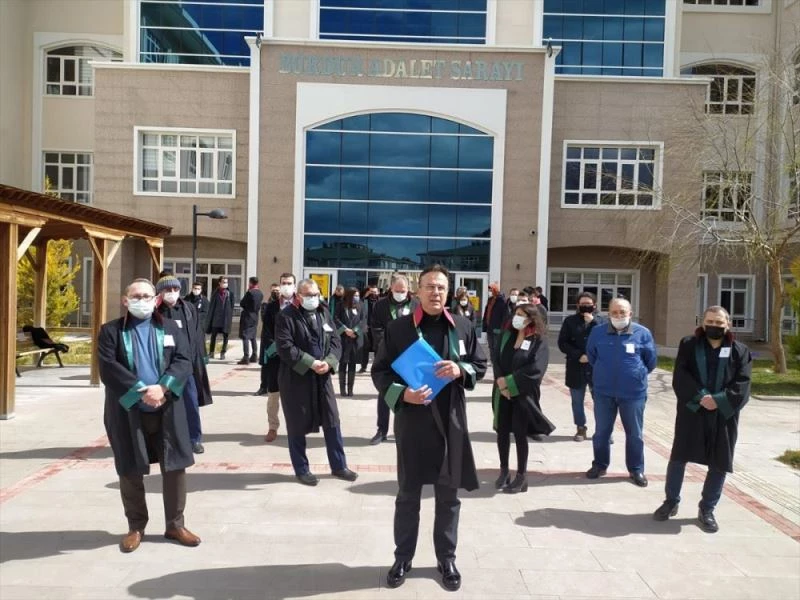 Burdur Barosu avukatları, meslektaşları Ersin Arslan