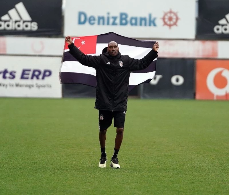 Atiba Hutchinson: “Derbide tek amacımız kazanmak olacak”
