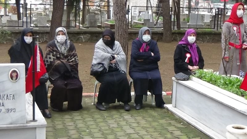 Şehit anneleri göz yaşlarına boğuldu
