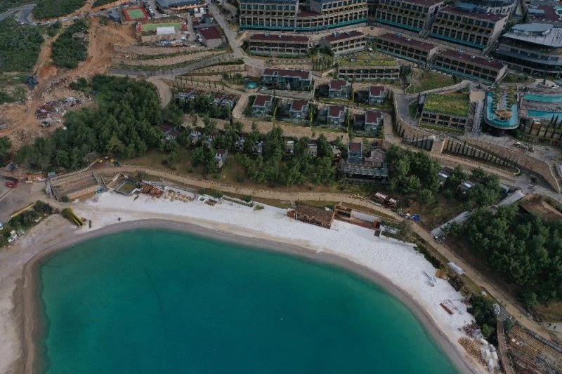 Mermer tozlu sahte Maldiv sahilleri ile mücadele yeniden başladı
