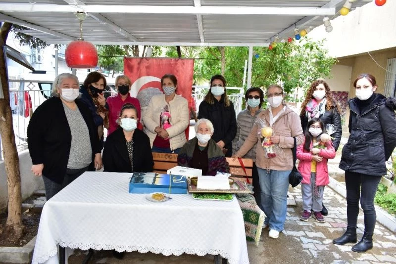 Başkan Çalkaya’dan şehit ailelerine ziyaret
