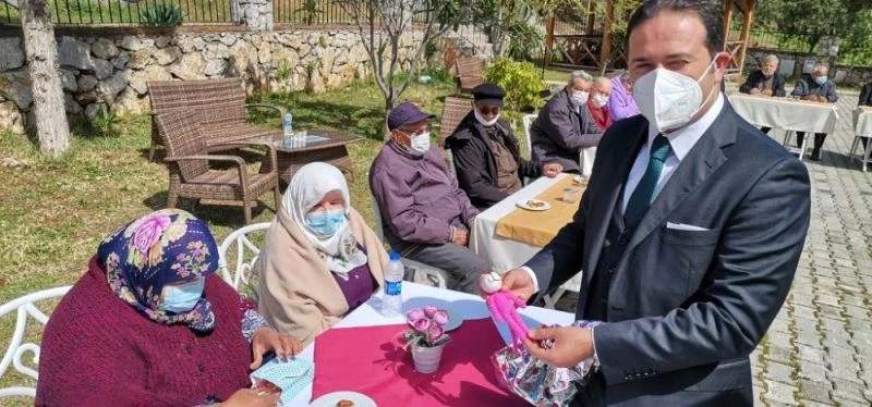 Fethiye’de Huzur Evi sakini opera seslendirdi
