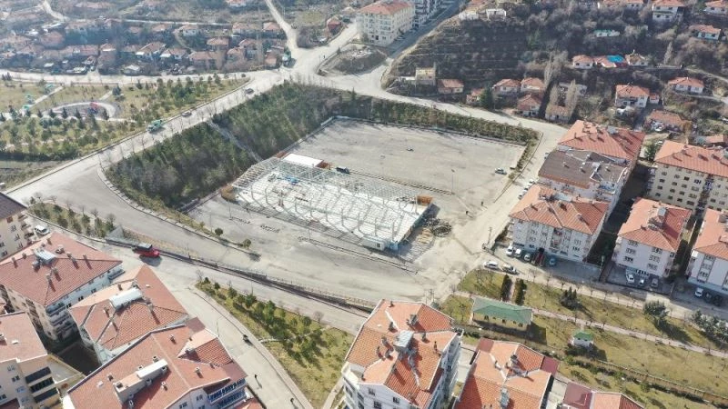 Mamak Belediyesi Şahap Gürler Pazaryeri’nde sona yaklaştı
