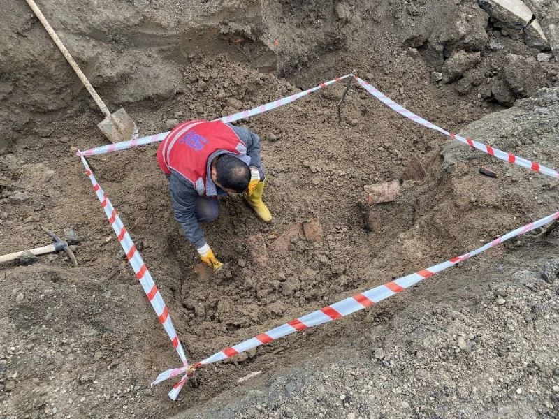 Alt yapı çalışmalarında tarihi eser kalıntıları bulundu
