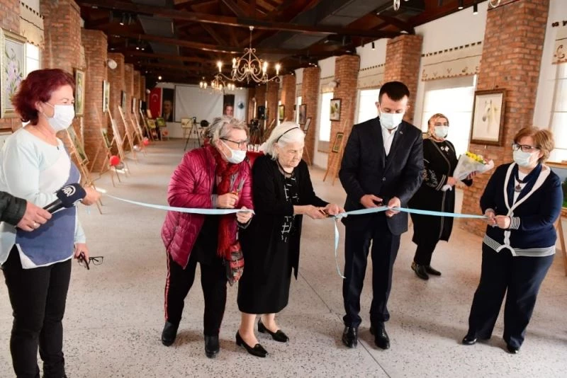 Sanat aşkı yaş dinlemedi
