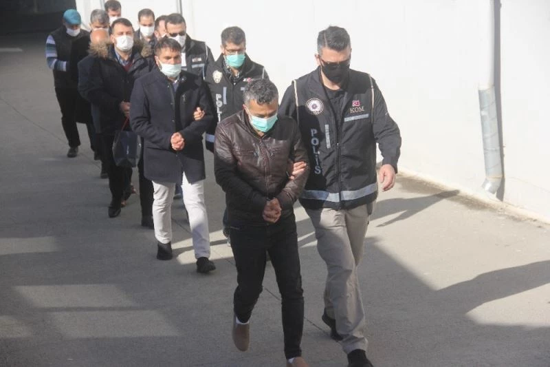 Gözaltına alınan doktordan “onlar benim hastalarım” savunması
