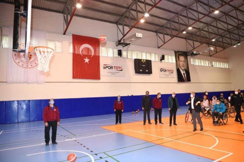 Antalya Valisi Ersin Yazıcı, Kemer