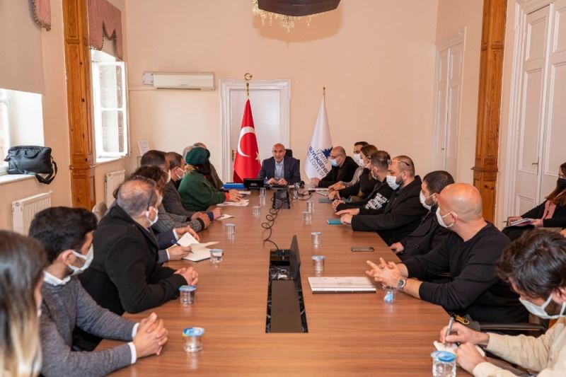 Başkan Soyer, İzmirli sanatçılar için yeni destek paketini açıkladı
