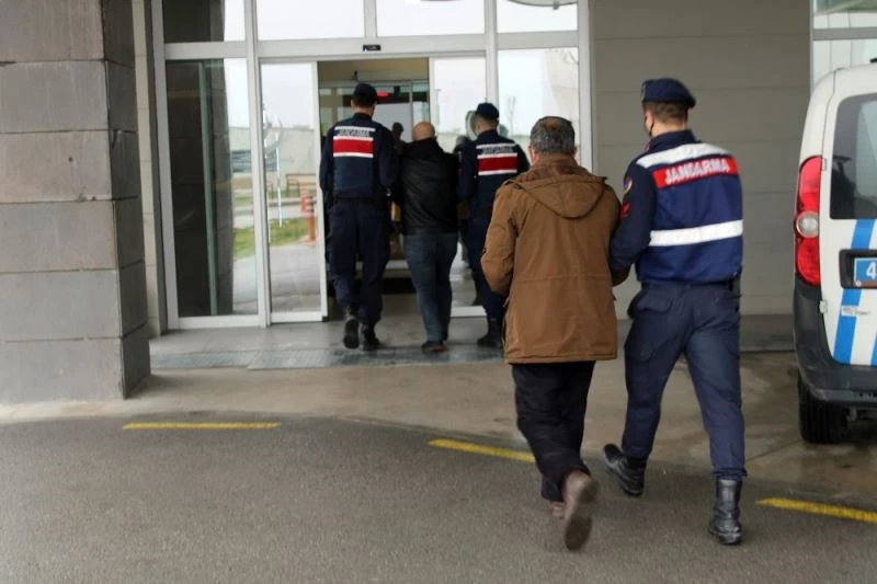 Sosyal medyada terör propagandasına 3 gözaltı
