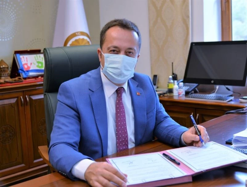 Risk haritasında kırmızıya dönünce Vali Şentürk’ten uyarı geldi
