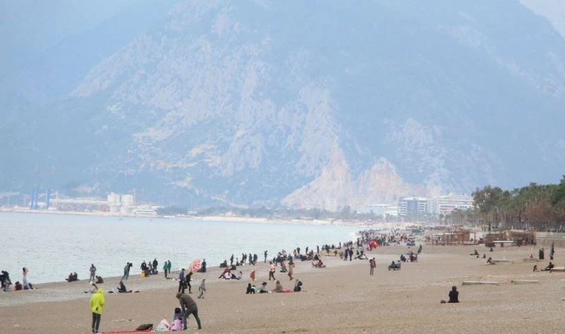 32 saatlik sokağa çıkma kısıtlamasına uymayan 286 kişiye 789 bin TL ceza
