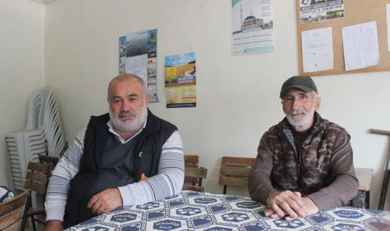 Bu köyde dedeler ve torunlar aynı dili konuşamıyor
